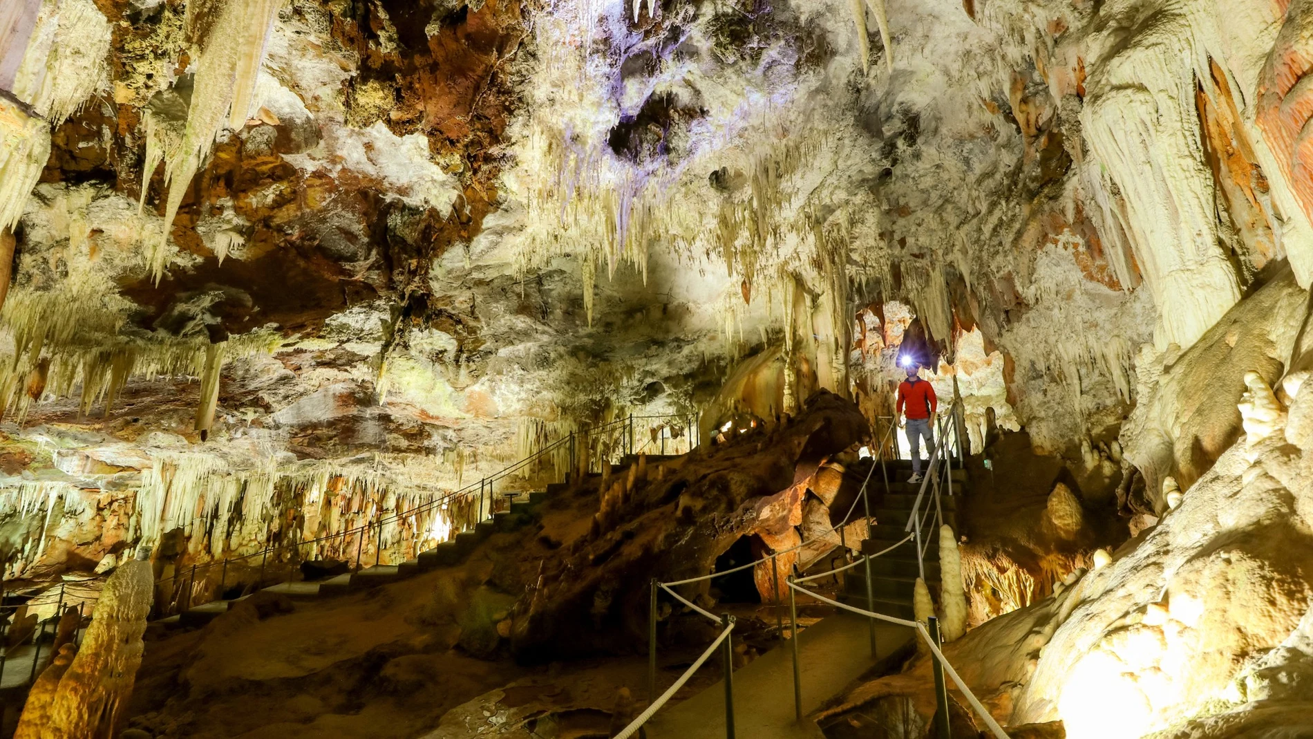 Cuevas del Águila