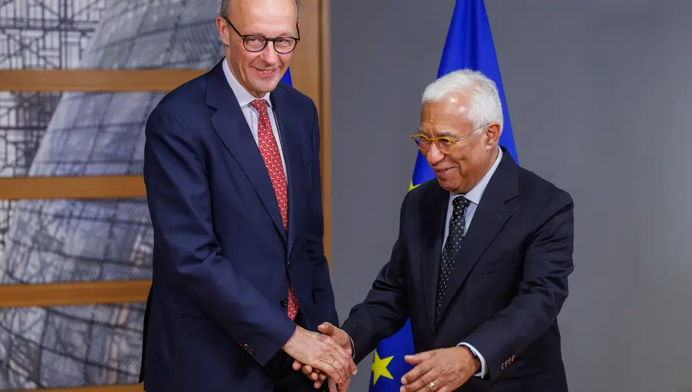 EU leaders hold special summit on Ukraine support and European defense