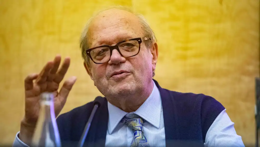 CATALUNYA.-La UB investirá doctor Honoris causa a Pere Gimferrer