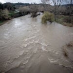 Alcalá de Henares cierra el paso a zonas inundables ante la crecida del caudal del río Henares