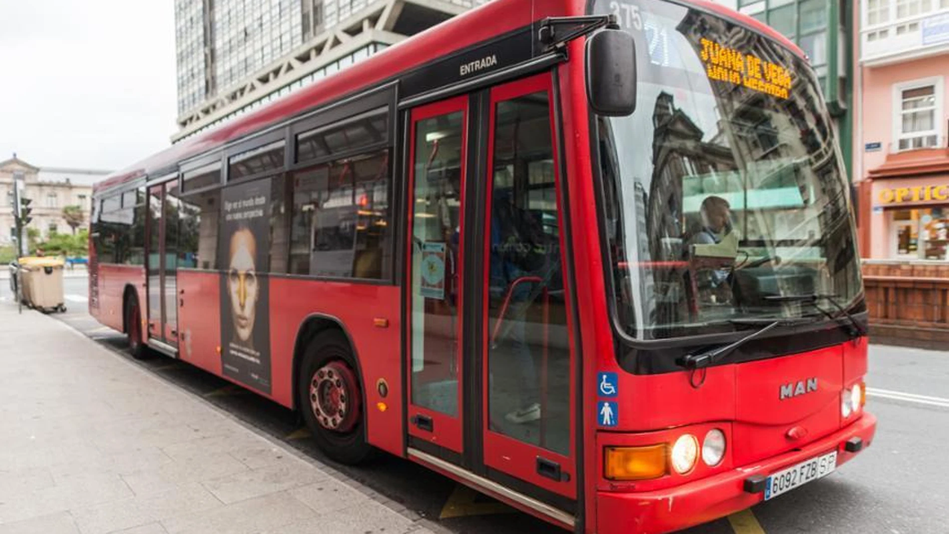 Autobús urbano de A Coruña.