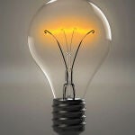 El truco barato para iluminar cualquier rincón sin cables ni instalaciones