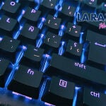 LA RAZÓN Hardgaming - Razer BlackWidow V4 X: Un teclado mecánico accesible para jugadores que buscan seguridad mientras mejoran sus resultados