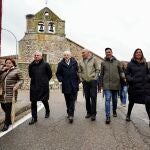 El delegado del Gobierno en Castilla y León, Nicanor Sen, y la vicesecretaria general del PSOE de Castilla y León, Nuria Rubio, asisten a la XXVI Feria de la Pluma y la Pesca de La Vecilla