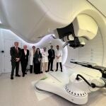 El consejero vasco de Salud visita el Centro de Protonterapia de Quirónsalud en Madrid
