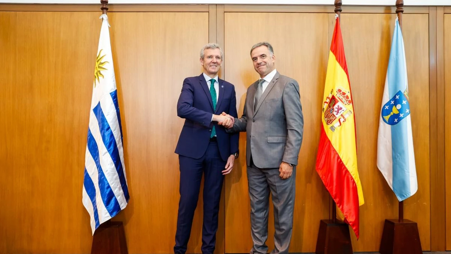 Rueda, hoy, con el presidente de Uruguay, Yamandú Orsi.