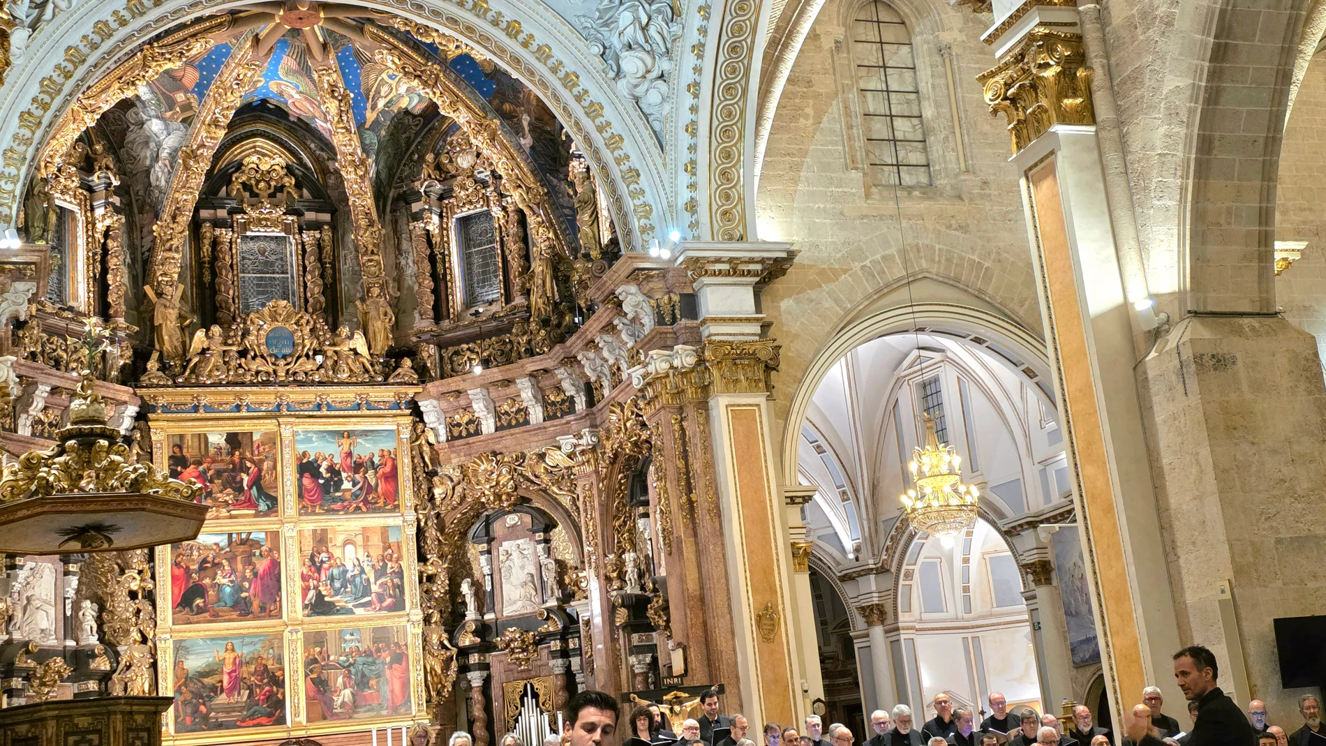 Emotivo estreno en la catedral de la Cantata de Viso Roger dedicada a la Semana Santa Marinera