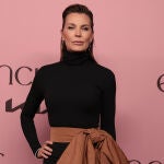 El look de Mar Flores con vestido de Encinar.