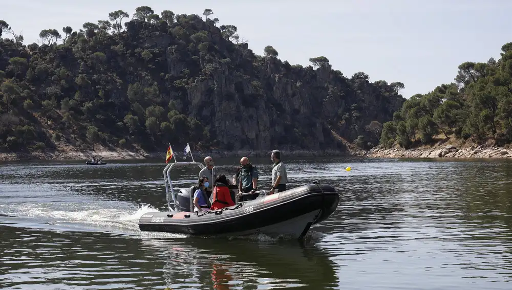 MADRID.-Los embalses de San Juan y Picadas están desembalsando agua a 283 y 300 metros cúbicos por segundo, respectivamente