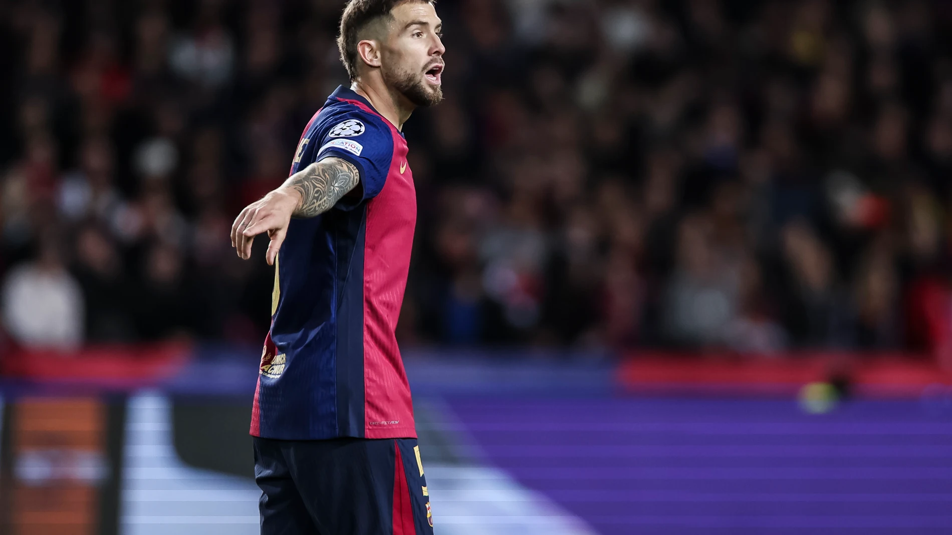 Inigo Martinez of FC Barcelona gestures during the UEFA Champions League 2024/25 Round of 16 second leg, match between FC Barcelona and SL Benfica at Estadi Olimpic Lluis Companys on March 11, 2025 in Barcelona, Spain. AFP7 11/03/2025 ONLY FOR USE IN SPAIN