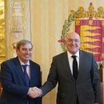 José Luis Sanz Merino y Jesús Julio Carnero sellan el acuerdo