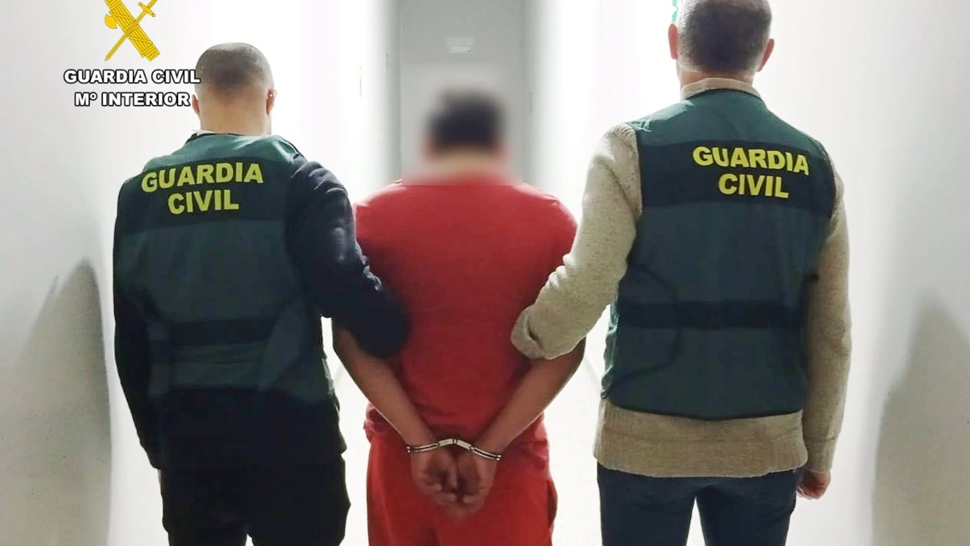 AMP.- Prisión provisional para el joven detenido por el apuñalamiento del domingo en Maliaño (Cantabria)