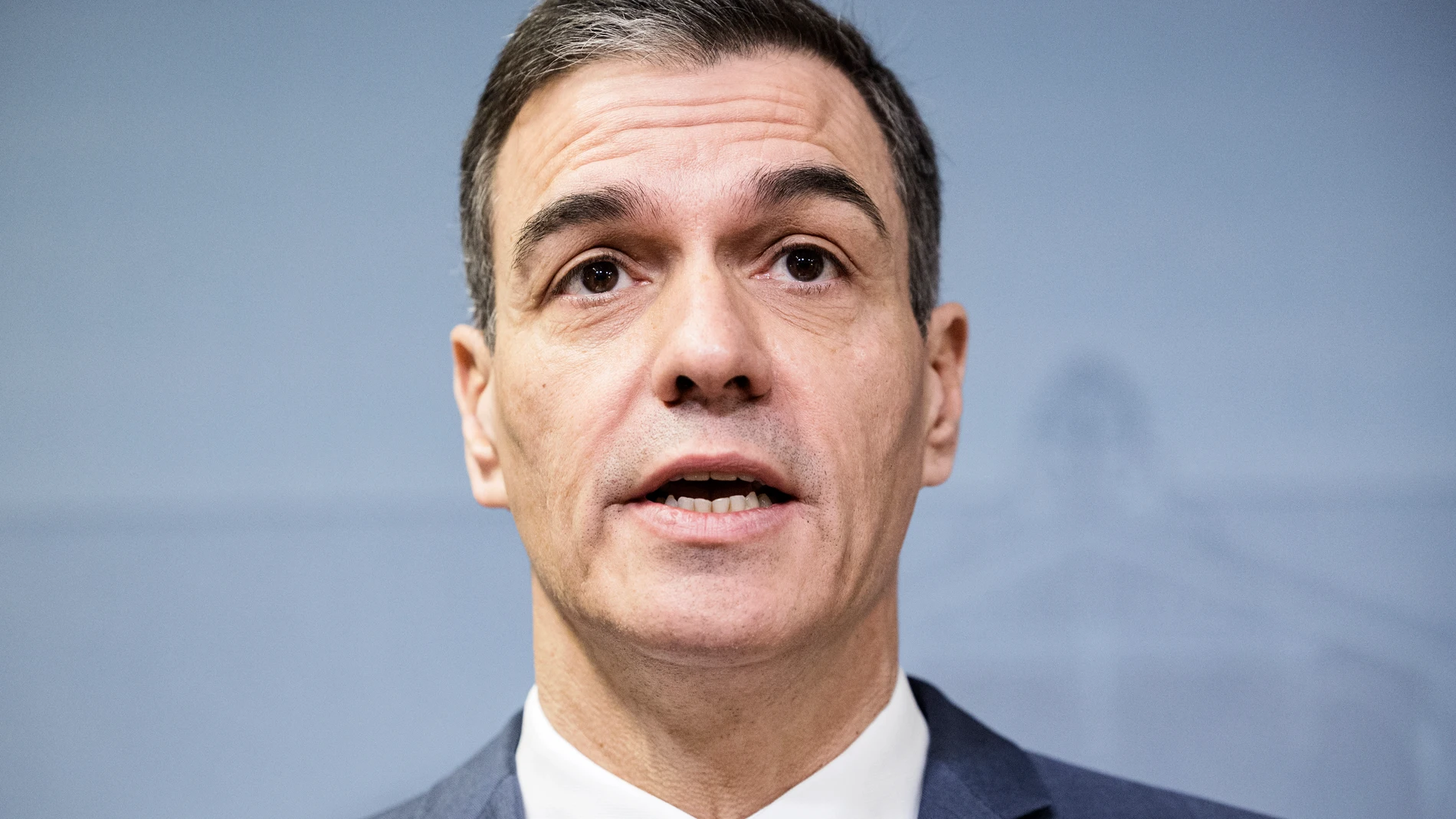 Helsinki (Finland), 12/03/2025.- Spanish Prime Minister Pedro Sanchez attends a joint press conference with the Finnish prime minister during their meeting in Helsinki, Finland, 12 March 2025. The Spanish prime minister is in Finland to discuss, among other topics, the bilateral relations between the two countries. (Finlandia, España) EFE/EPA/RONI REKOMAA