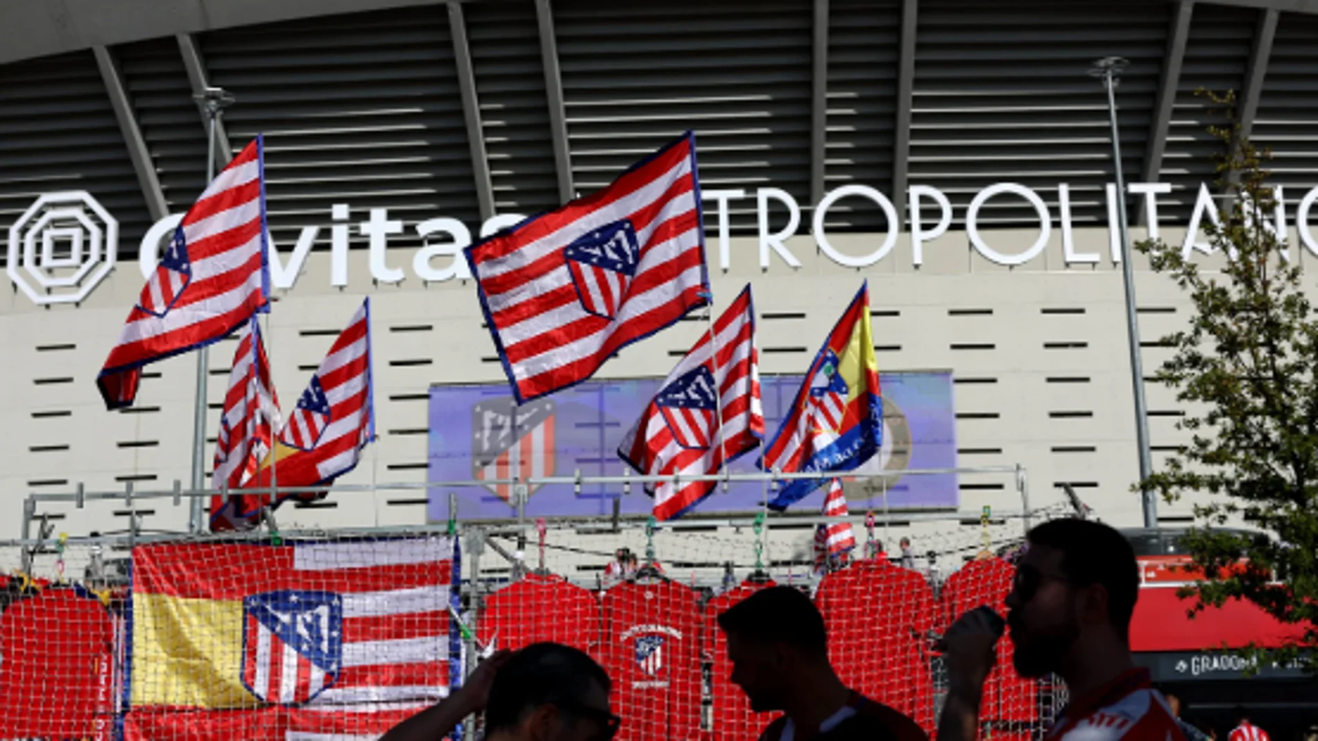 El Metropolitano acoge hoy un derbi a vida o muerte por la Champions