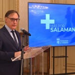 El alcalde de Salamanca, Carlos García Carbayo