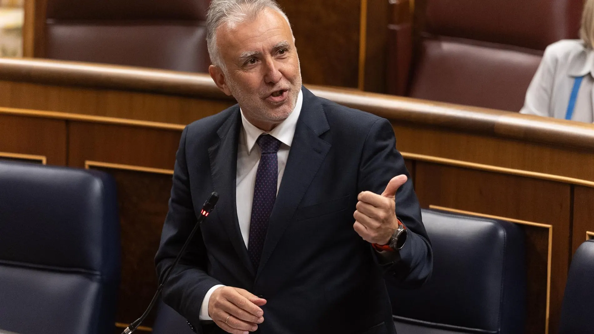 Torres reprocha a VOX que eliminara la Unidad Valenciana de Emergencias antes de la dana y este dice: "No era necesaria"