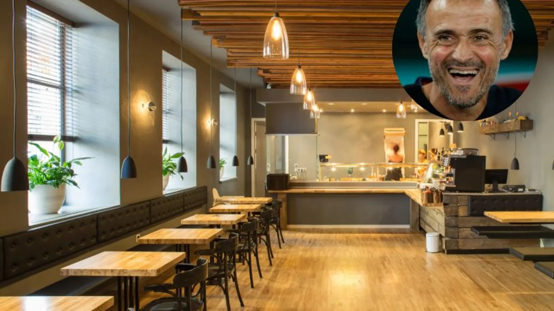 Imagen de un restaurante con Luis Enrique