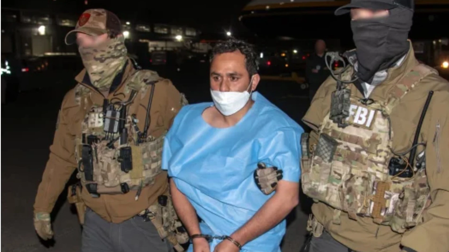 Mohammad Sharifullah, también conocido como "Jafar", conducido por agentes del FBI