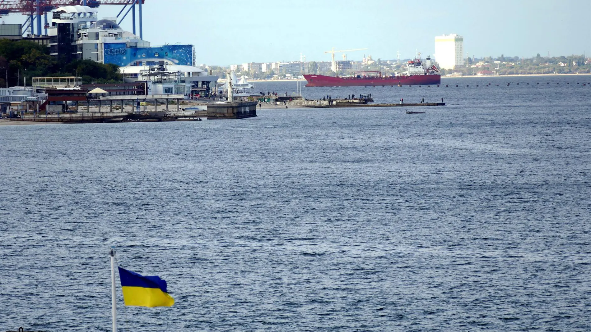Ucrania.- Mueren cuatro personas en un ataque de Rusia contra el puerto de Odesa, en el sur de Ucrania