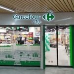 Carrefour apuesta por la proximidad con la apertura de su primer supermercado en el metro de Madrid