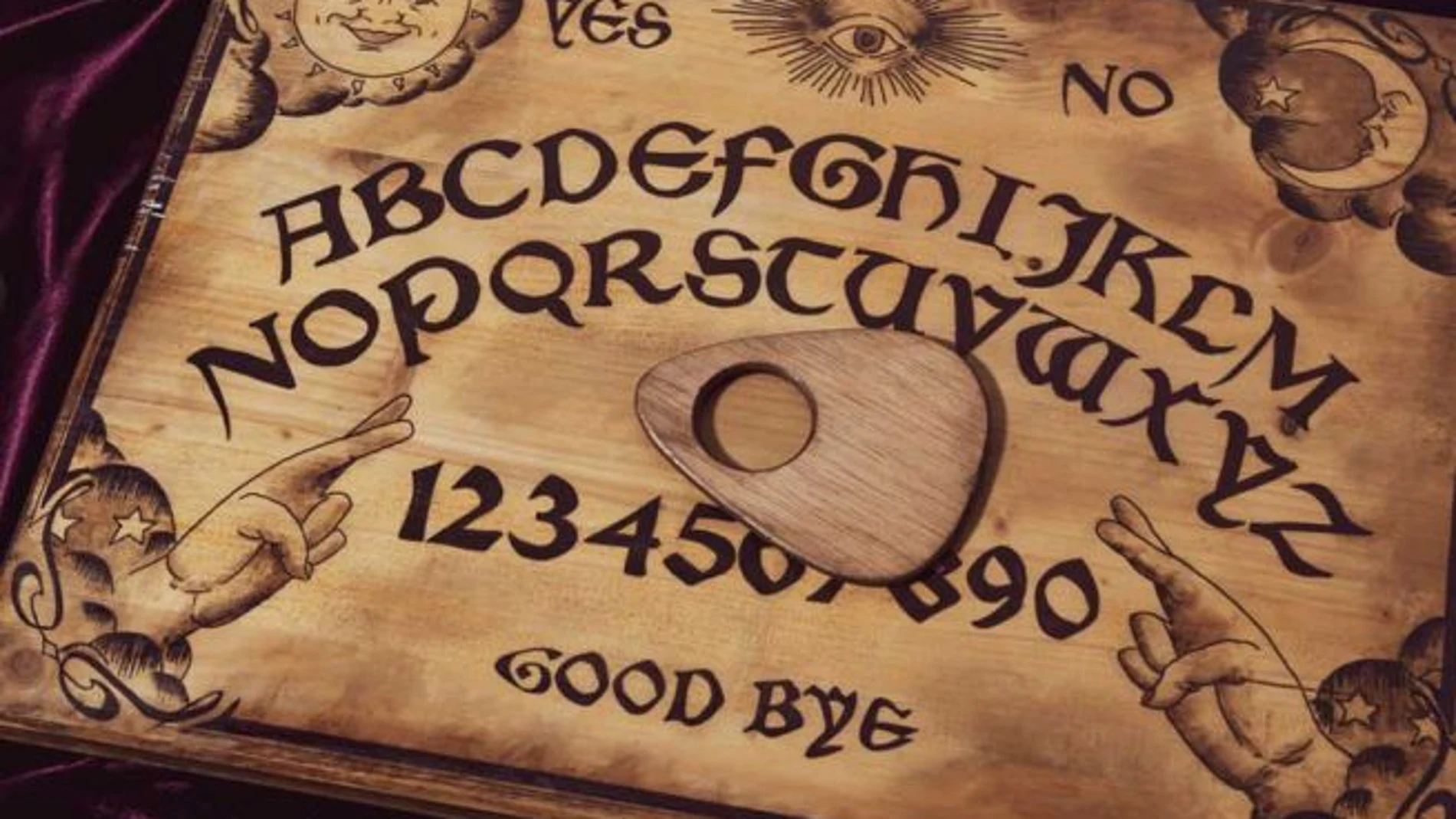 Ouija: un juego inofensivo o una puerta para los espíritus