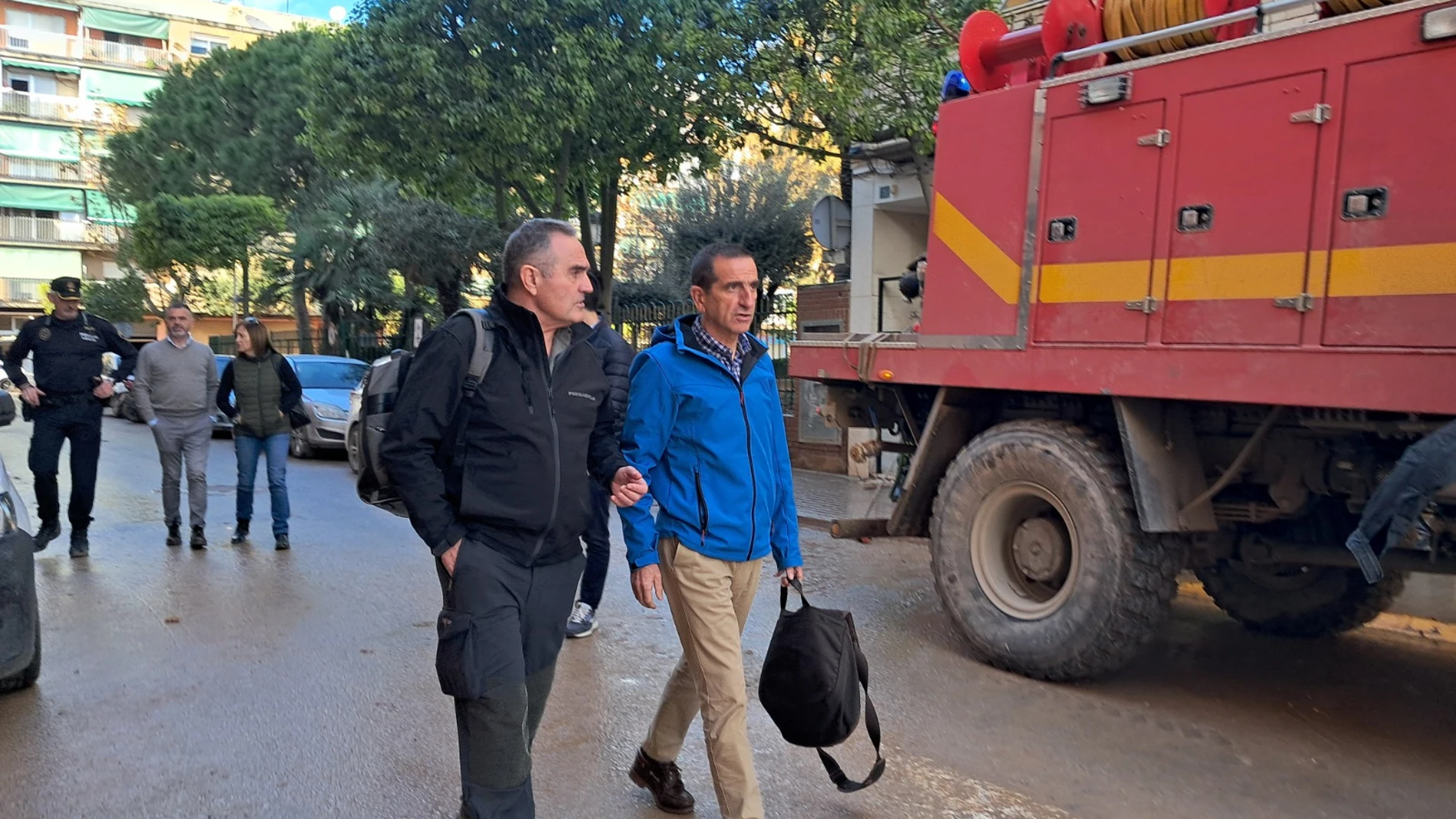El vicepresidente Francisco José Gan Pampols y el secretario autonómico Venancio Aguado en Sedaví