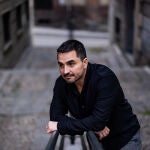 Jorge Dioni López, autor de «Pornocracia» (Arpa), durante la entrevista con LA RAZÓN