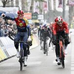 Ciclismo.- El danés Pedersen se impone al frío y a los rivales para ganar de nuevo en la París-Niza