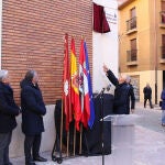 La Cofradía del Santo Cristo del Desenclavo estrena plaza en el callejero de León