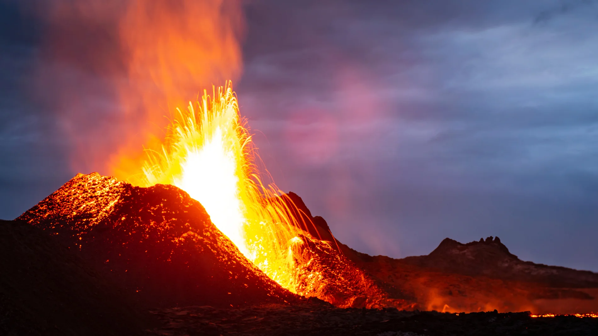 Erupción volcánica