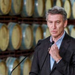 Feijóo pide diplomacia, sin insultos, para no iniciar una "guerra" arancelaria con EEUU
