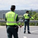 Un joven de 22 años detenido por ocultar en la maleza 19 kilos de hachís tras un accidente en la A-7