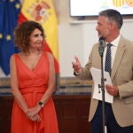 Javier Ruiz Arana, alcalde de Rota, junto a María Jesús Montero