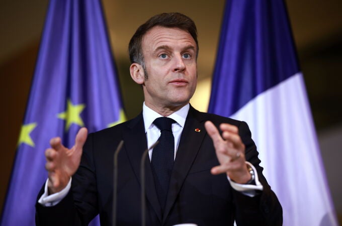 Medios informan que Francia dará ‘instrucciones de supervivencia’ a sus ciudadanos ante posibles emergencias