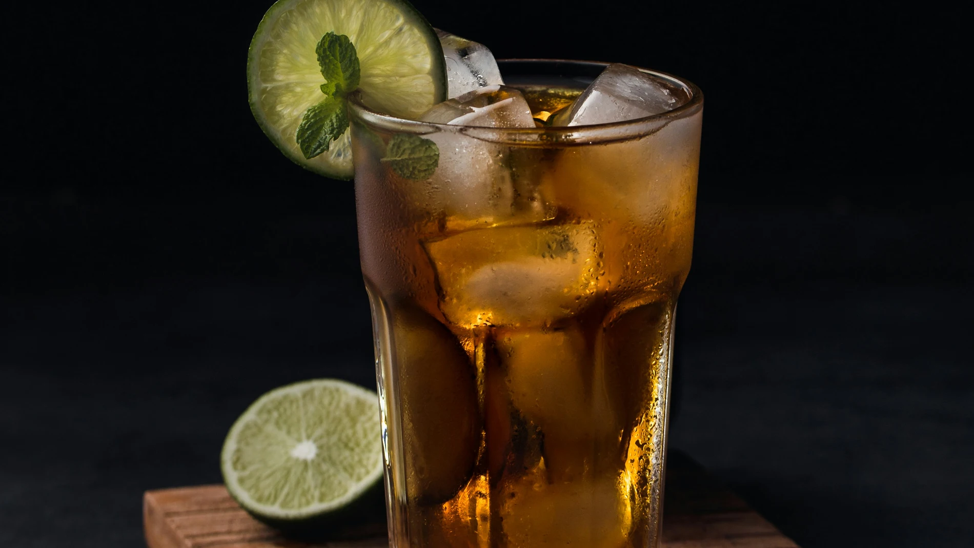 El nacimiento de Fuze Tea: la alternativa refrescante de Coca-Cola con sabor original