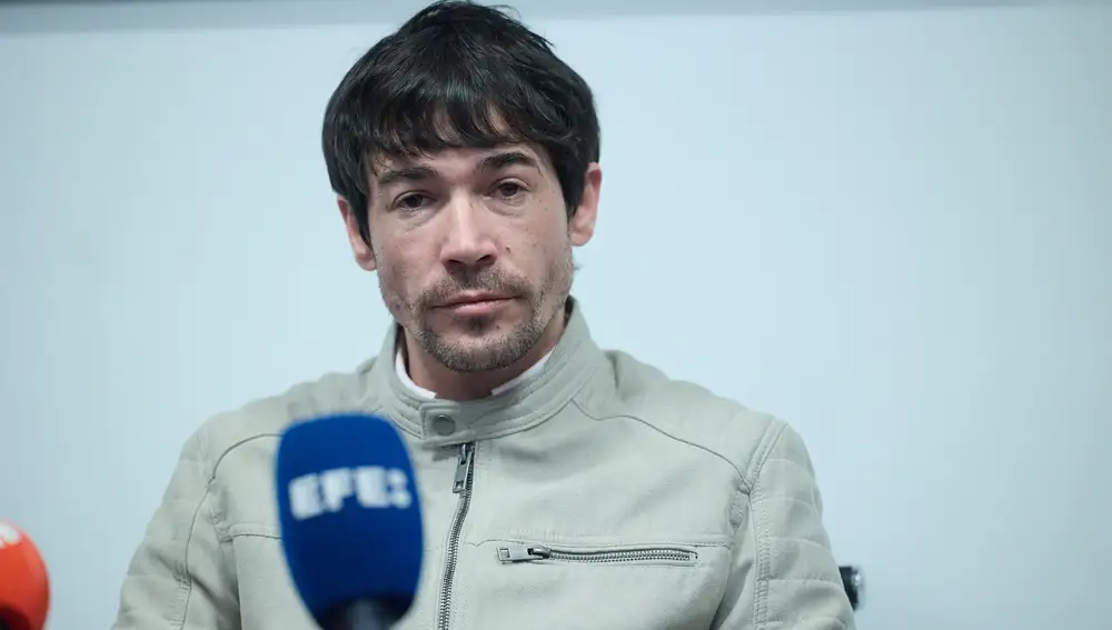 El actor Juan José Ballesta ofrece una rueda de prensa tras el cierre de la causa por agresión sexual