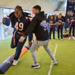 Tremaine Edmunds, jugador de los Chicago Bears de la NFL se encuentra de visita en España por el 'Mini Monster