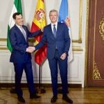 Juanma Moreno y Alfonso Rueda, en Sevilla