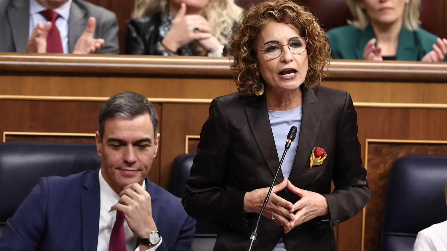 Pedro Sánchez y María Jesús Montero