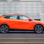 El diseño del XPENG G9 sigue la línea deportiva y futurista del resto de modelos de la marca