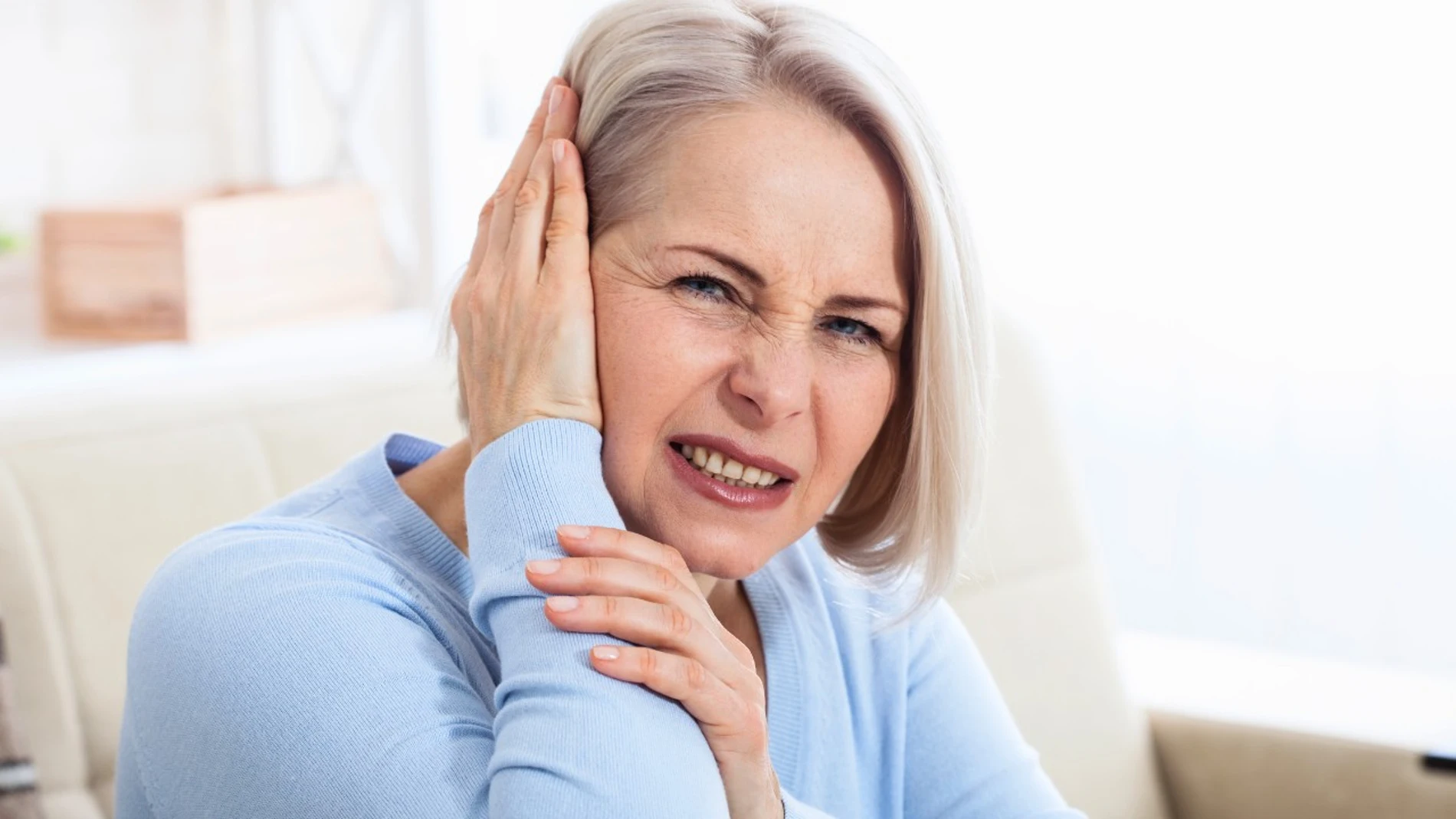 Alimentos que reducen el riesgo de pitidos en el oído o tinnitus, según un estudio