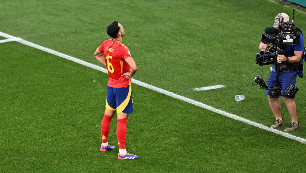 AV.- Fútbol/Selección.- España salva un empate in extremis contra Países Bajos