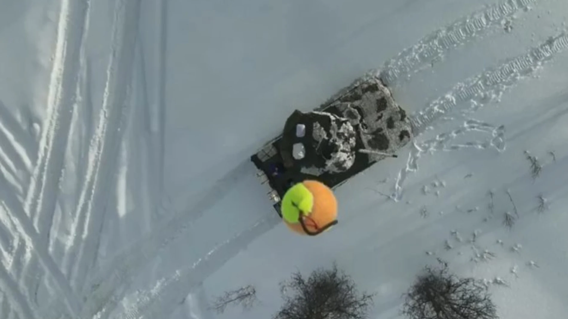 Por qué Noruega está usando pelotas de tenis sobre carros de combate en una nueva táctica de guerra en maniobras de la OTAN