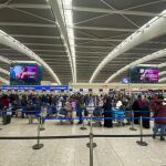El Aeropuerto de Heathrow de Londres cancela 1.350 vuelos tras cerrar este viernes por corte de energía