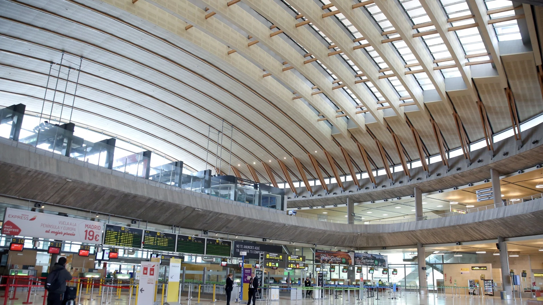 Terminal de salidas del aeropuerto Tenerife Norte-Ciudad de La Laguna