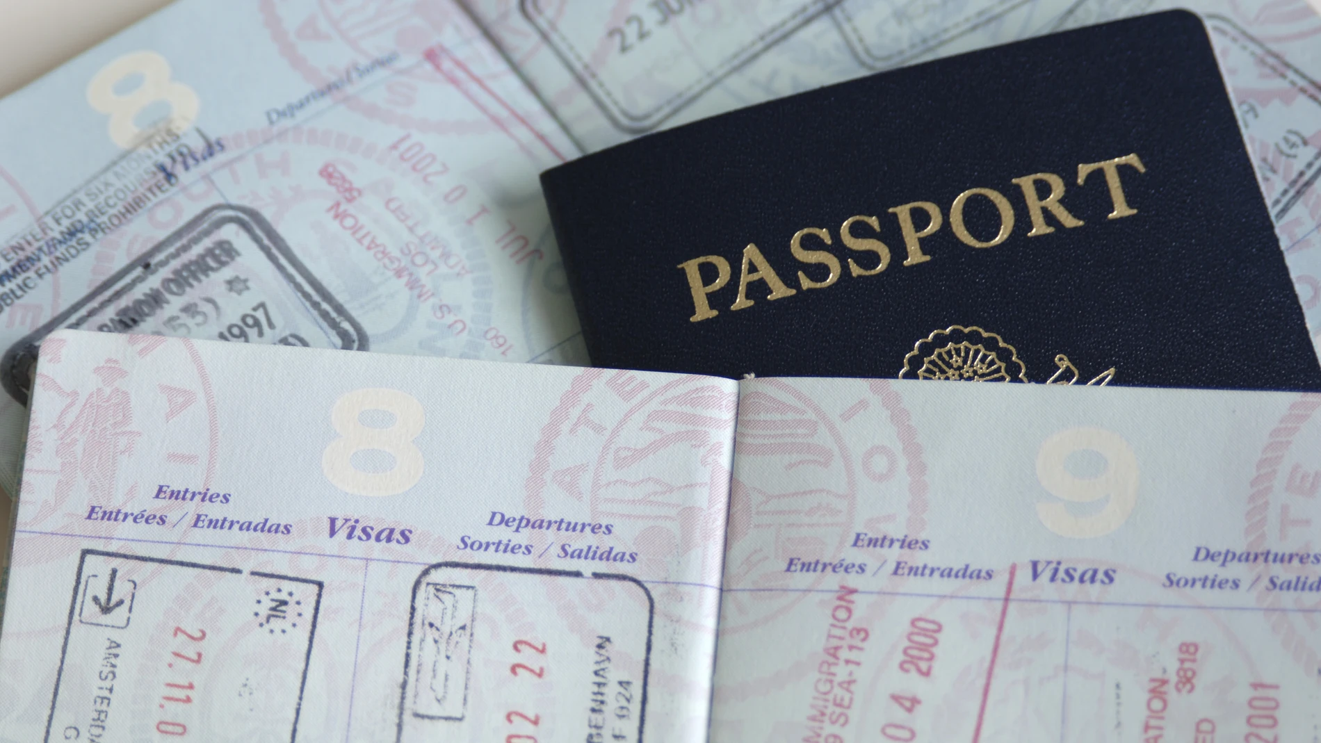 Los pasaportes más poderosos del mundo permiten visitar la gran parte de los países del planeta sin visado