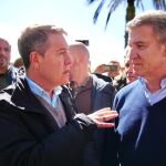 El líder del PP, Alberto Núñez Feijóo y el presidente de Castilla-La Mancha, Emiliano García Page en Talavera.