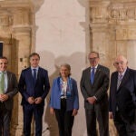 El rector de la Universidad de Salamanca, Juan Manuel Corchado, inaugura la II Jornada ‘Salamanca: por Cajal y la ciencia’, acompañado por el alcalde, Carlos García Carbayo; el rector de la Upsa, Santiago García-Jalón de la Lama; el vicepresidente del Consejo Científico de la Fundación Ramón Areces, José María Medina Jiménez, y el vicepresidente do Instituto Rui Barbosa, Sebastião Helvecio Ramos de Castro.