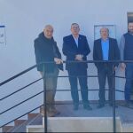 Javier Faúndez visita el centro de salud de Peleas de Abajo 