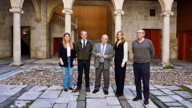 Gonzalo Santonja en las nuevas instalaciones de la Casa Miguel Delibes